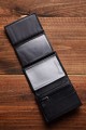 ZEVENTO ZE-2114R Leather wallet with RFID protection