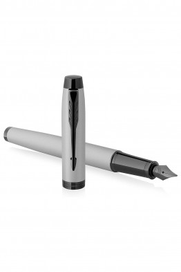 Parker IM Matte Grey Fountain pen with black lacquer finish 2127923
