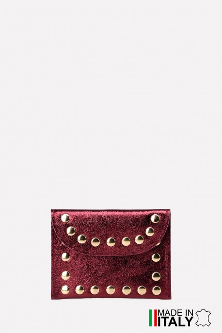 Porte-monnaie Pochette cuir métallisé avec clous rivet ZE-8007-MT : Couleur:Rouge sombre (L019/L-528)