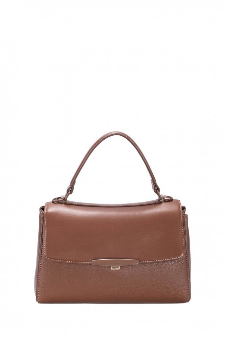 CM8602 Sac à main à rabat David Jones : couleur:Boue Rouge (RED MUD)