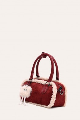 L32745 Sac à main boite polochon effet velours daim bordure mouton synthétique